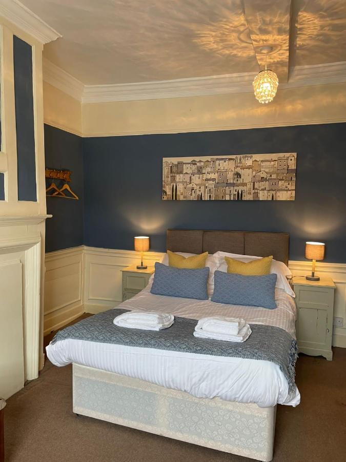 The White Hart Hotell Whitchurch  Eksteriør bilde