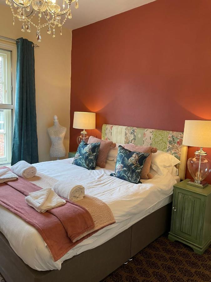 The White Hart Hotell Whitchurch  Eksteriør bilde